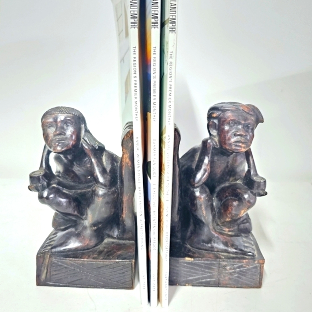 Vintage Wood Handcarved Smoker Bookends, Collectible Couple Smokers  Sculpture